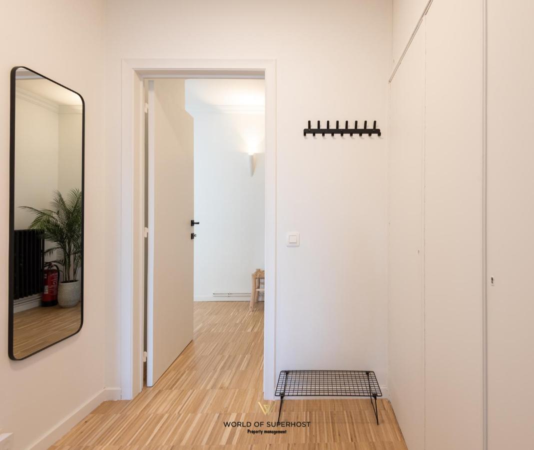 Luxurious Apartment Next To The Sea And City Centre With Free Parking Space Oostende Exteriör bild